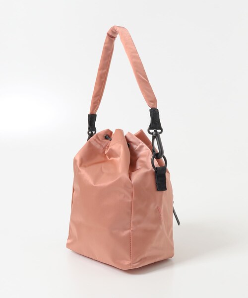 THE GOODLAND MARKET（ザグッドランドマーケット）の「AIGLE　アーバン 巾着バッグ（ハンドバッグ・レディース・NOIR/URBAN/P.PINK・one）」の10枚目の写真