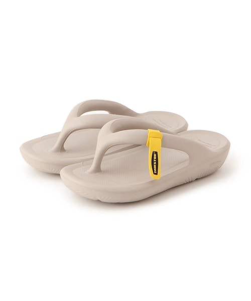 ADAM ET ROPE'（アダムエロペ）の「【TAW&TOE(トーアンドトー)】ZEROVITY Flip Flop OG（サンダル・レディース・ブラック/ライトグレー/ローズピンク/クリーム・23/24/25）」の4枚目の写真