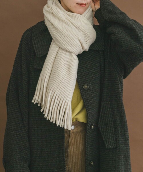 ITEMS URBANRESEARCH（アイテムズ アーバンリサーチ）の「グリッターソフトラッセルストール（マフラー・レディース・IVO/CHA/LVD・-）」の8枚目の写真