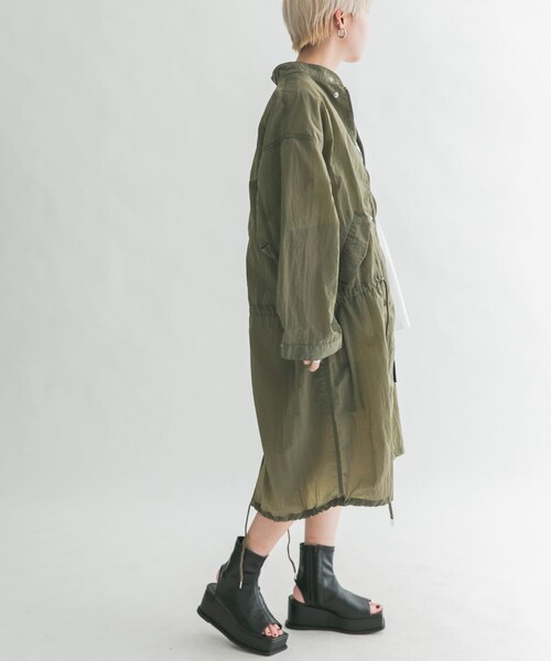 KBF（ケイビーエフ）の「ナイロンモッズコート（モッズコート・レディース・OFF/D.KHAKI・one）」の22枚目の写真