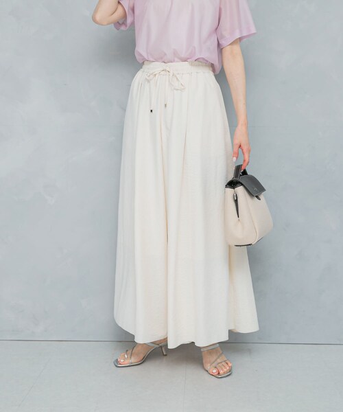 URBAN RESEARCH ROSSO（アーバンリサーチロッソ）の「撥水ギャザーワイドパンツ（その他パンツ・レディース・OFF WHITE/NAVY・36/38）」の14枚目の写真