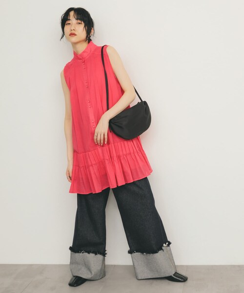 KBF（ケイビーエフ）の「アシンメトリーストラップパンプス（パンプス・レディース・BLACK/CAMEL・36/37/38）」の7枚目の写真