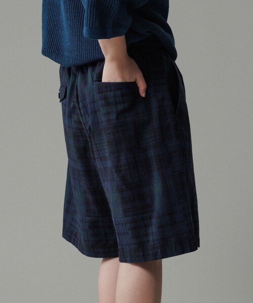 ADAM ET ROPE'(アダムエロペ)の「パッチワーク マドラスチェック ワイド イージーショーツ / セットアップ対応(その他パンツ・メンズ・ホワイト系/ネイビー系/レッド系・L/M)」の17枚目の写真