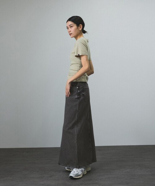 ADAM ET ROPE'(アダムエロペ)の「【WEB限定】リメイクライクデニムスリットスカート(デニムスカート・レディース・チャコール/ブルー系/サックス・M/S)」の13枚目の写真