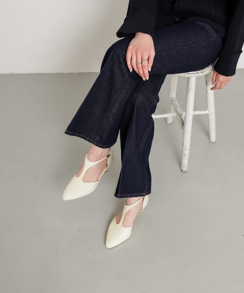 SENSE OF PLACE by URBAN RESEARCH(センスオブプレイスバイアーバンリサーチ)の「Tストラップパンプス(パンプス・レディース・BLACK/IVORY/SILVER・S/M/L)」の10枚目の写真