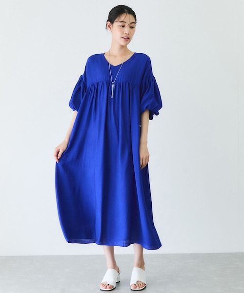 Jayro(ジャイロ)の「袖ボリュームワンピース(ワンピース・レディース・ブラック/ブルー/ピンク・F)」の4枚目の写真