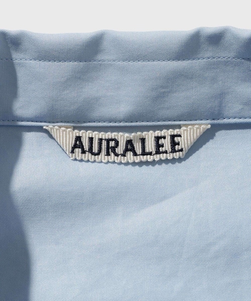 ADAM ET ROPE'(アダムエロペ)の「【AURALEE/オーラリー】WASHED FINX TWILL BIG HALF SLEEVED SHIRT(シャツ/ブラウス・メンズ・ホワイト/キナリ/カーキ/ブルー系・3/4)」の15枚目の写真
