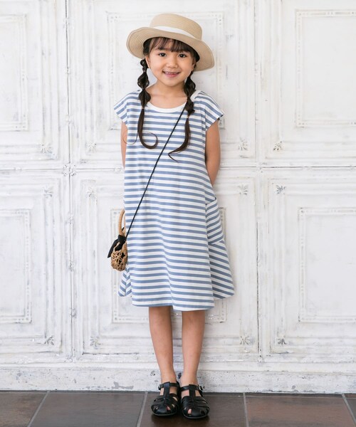 URBAN RESEARCH DOORS(アーバンリサーチドアーズ)の「ボーダーフレアワンピース(KIDS)(ワンピース・キッズ・BLUE/PURPLE・105/120/135)」の4枚目の写真