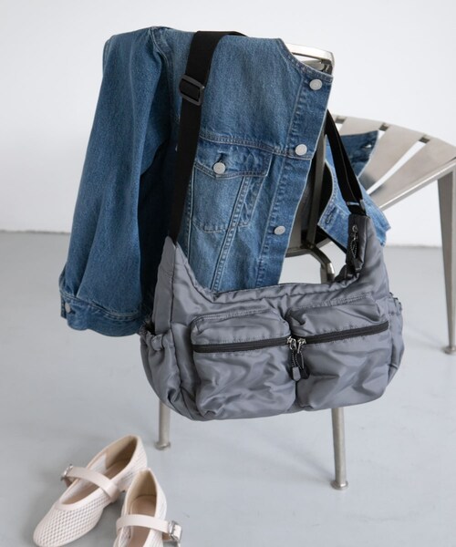 URBAN RESEARCH Sonny Label（アーバンリサーチサニーレーベル）の「グログラン2ポケットショルダーバッグ（ショルダーバッグ・レディース・グレー/ブラック・one）」の15枚目の写真