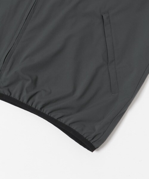 URBAN RESEARCH（アーバンリサーチ）の「SOLOTEXハイストレッチベスト（ベスト・メンズ・CHARCOAL/BLACK/KHAKI・M/L）」の19枚目の写真