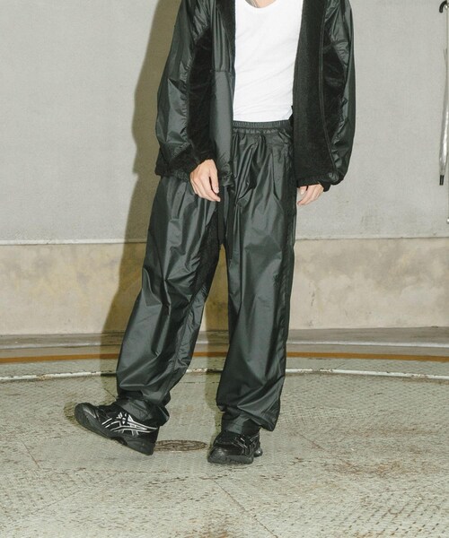 URBAN RESEARCH(アーバンリサーチ)の「『別注』BROOXON×URBS U.P.S. AIRLITE WARM SWEAT PANTS(スウェットパンツ・メンズ・BLACK・M/L/XL)」の17枚目の写真