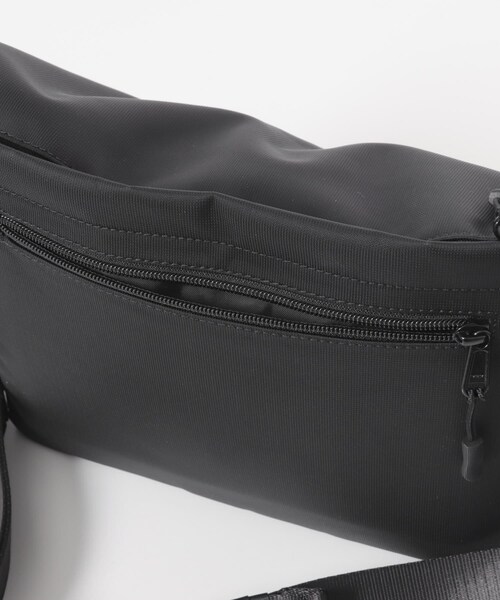 RODE SKO（ロデスコ）の「撥水フィドロックショルダーバッグ M（ショルダーバッグ・メンズ・BLACK/KHAKI・M）」の8枚目の写真