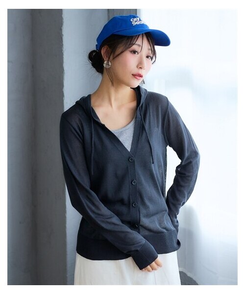 nissen（ニッセン）の「＜大きいサイズ＞シャリ美シアーニットフードカーディガン（カーディガン/ボレロ・レディース・赤/黒/ネイビー・L~LL/3L~4L/5L~6L/8L/10L）」の10枚目の写真