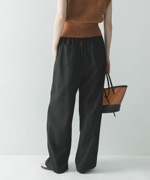 URBAN RESEARCH(アーバンリサーチ)の「ラミーレーヨンイージーパンツ(その他パンツ・レディース・BEIGE/BLACK・36/38)」の5枚目の写真