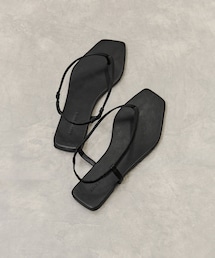 ADAM ET ROPE'（アダムエロペ）の「ストラップフラットサンダル（サンダル）」
