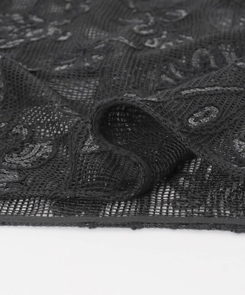 URBAN RESEARCH ROSSO（アーバンリサーチロッソ）の「TORRAZZO DONNA　Botanical pattern spangle blouse（シャツ/ブラウス・レディース・BLACK/IVORY・FREE）」の17枚目の写真
