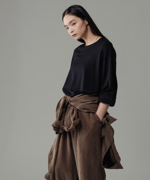 ADAM ET ROPE'(アダムエロペ)の「【NIKKE】ウール天竺 ロングスリーブ ニットT(Tシャツ/カットソー・メンズ・ブラック/ネイビー・L/M)」の9枚目の写真