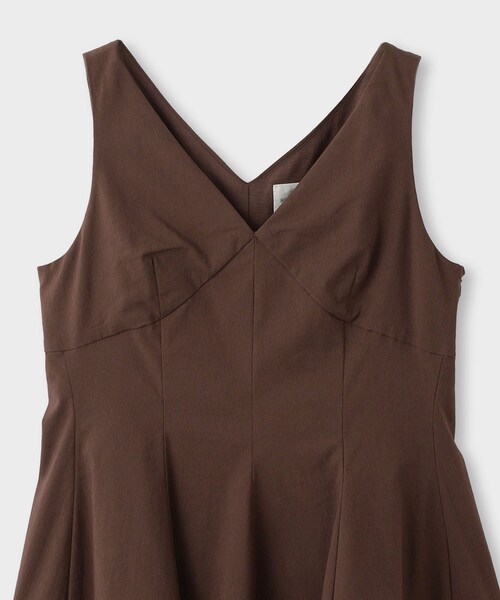 ROPE'（ロペ）の「【一部店舗限定】【REALM（レルム）】V-NECK PEPLUM BLOUSE｜セットアップブラウス　26SS（シャツ/ブラウス・レディース・ダークブラウン/カーキ・38）」の16枚目の写真
