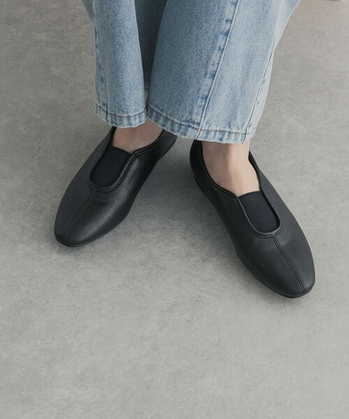 URBAN RESEARCH DOORS(アーバンリサーチドアーズ)の「センターステッチスリッポン(スリッポン・レディース・BLACK/KHK BROWN・36/37/38)」の5枚目の写真