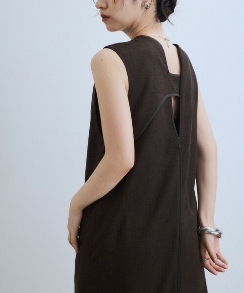 ADAM ET ROPE'（アダムエロペ）の「【WEB限定】2WAY MIXツイードジャンパースカート（ワンピース・レディース・ブラック系/ダークブラウン/ベージュ系・36/38）」の16枚目の写真