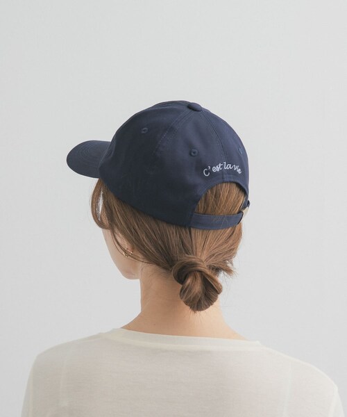 URBAN RESEARCH DOORS（アーバンリサーチドアーズ）の「刺繍ツイルキャップ（キャップ・レディース・LIGHTBEIGE/CHARCOAL/NAVY・One）」の3枚目の写真