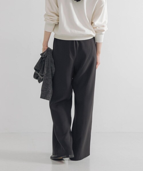 URBAN RESEARCH(アーバンリサーチ)の「ストレッチフレアイージーパンツ(その他パンツ・レディース・CHARCOAL/BLACK・36/38/40)」の15枚目の写真