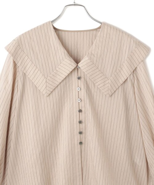 ADAM ET ROPE'(アダムエロペ)の「ワイドカラーブラウス(シャツ/ブラウス・レディース・ホワイト系/ベージュ系・F)」の16枚目の写真