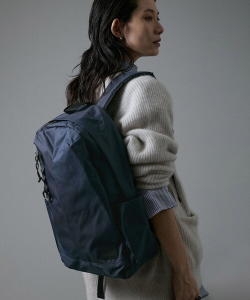 ADAM ET ROPE'（アダムエロペ）の「【WEB限定】[ショルダーバッグ付き・ユニセックスで使える・軽量・A4対応・大容量]バックパック 4（バックパック/リュック・レディース・ブラック/グレー/グレー系/キナリ/ダークブラウン/ネイビー/ベージュ/ブルー・F）」の21枚目の写真