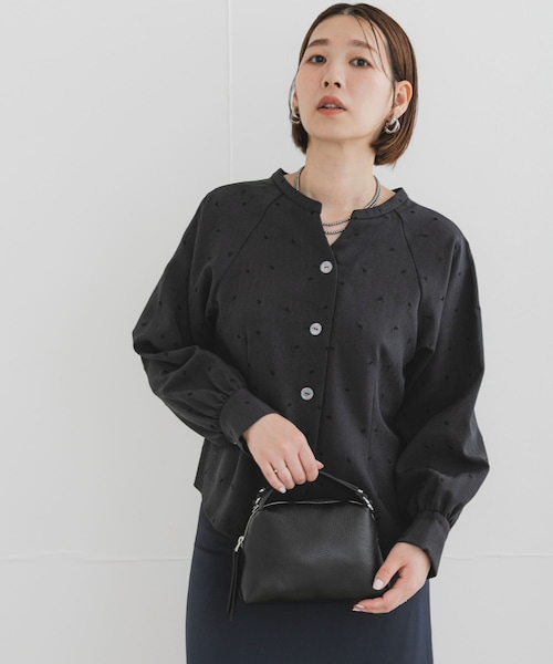 URBAN RESEARCH ROSSO（アーバンリサーチロッソ）の「F by ROSSO　ハート刺繍2WAYブラウス（シャツ/ブラウス・レディース・GRAY/BROWN・Free）」の3枚目の写真