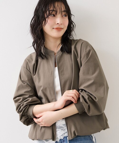 VIS(ビス)の「ボリュームバルーンブルゾン/UVケア・イージーケア(ブルゾン・レディース・ブラック/キナリ/カーキ・F)」の20枚目の写真