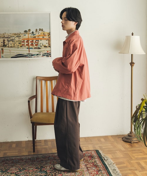 SENSE OF PLACE by URBAN RESEARCH(センスオブプレイスバイアーバンリサーチ)の「『イージーケア/速乾』テックチノタックワイドパンツ(チノパンツ・メンズ・BROWN/GREIGE/CHARCOAL・M/L)」の20枚目の写真