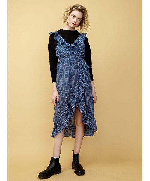 jouetie（ジュエティ）の「フリルキャミワンピース（ワンピース・レディース・イエロー/レッド/ブラウン/ブルー・M）」の6枚目の写真