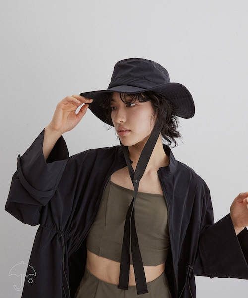 ADAM ET ROPE'(アダムエロペ)の「【公式サイト・実店舗限定】【ADAM ET ROPE'×Speedo】HAT(ハット・レディース・ブラック/オフホワイト・F)」の2枚目の写真