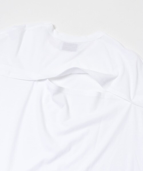 URBAN RESEARCH（アーバンリサーチ）の「new basic　DISCOMFORT SLIT TOPS（Tシャツ/カットソー・レディース・WHITE/BLACK・Free）」の5枚目の写真