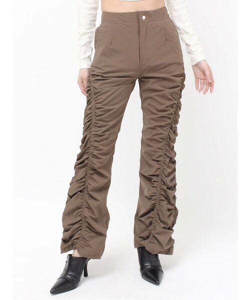 EVRIS（エヴリス）の「ギャザーフレアパンツ（その他パンツ・レディース・ブラック/ブラウン・S/M）」の8枚目の写真