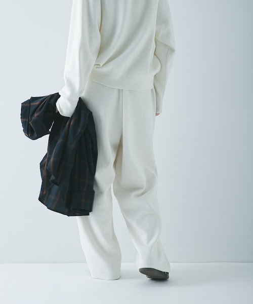 URBAN RESEARCH（アーバンリサーチ）の「コットンカシミヤルーズニットパンツ（その他パンツ・レディース・OFF WHITE/BLACK・36/38）」の10枚目の写真
