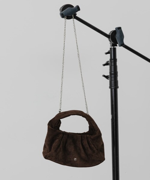 SENSE OF PLACE by URBAN RESEARCH（センスオブプレイスバイアーバンリサーチ）の「チェーンデザインバッグ（ハンドバッグ・レディース・BLACK/BROWN/PINK・One）」の2枚目の写真