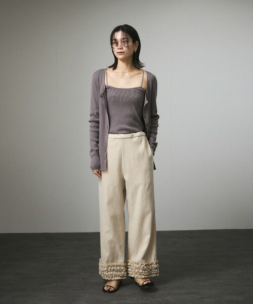 ADAM ET ROPE'(アダムエロペ)の「【セットアップ対応】キュプラコットンリブクロスキャミソール(キャミソール・レディース・ブラック/グレー/オフホワイト・F)」の13枚目の写真