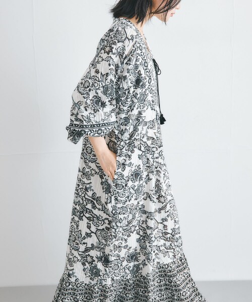 URBAN RESEARCH ROSSO（アーバンリサーチロッソ）の「sara mallika　PAISLEY FLOWER PRINT DRESS（ワンピース・レディース・BLACK/GREEN・S/M）」の9枚目の写真