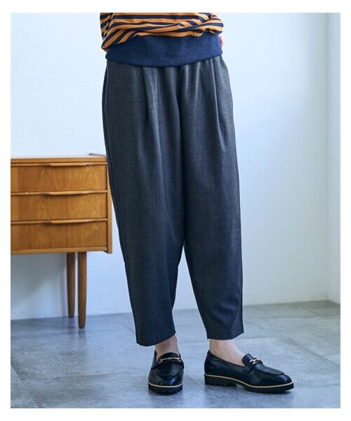 nissen（ニッセン）の「ヘリンボーン柄ゆったりテーパードパンツ【Otona Purete】（パンツ・レディース・チャコールグレー系/ベージュ系・M/L/LL/3L/4L/5L/6L）」の15枚目の写真