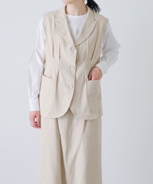 かぐれ（カグレ）の「susuri　クリケットベスト（ベスト・レディース・beige・1）」の2枚目の写真