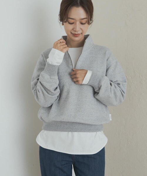 URBAN RESEARCH DOORS（アーバンリサーチドアーズ）の「commpost　反毛裏毛ハーフジップスウェット（スウェット・レディース・TOP GRAY・S）」の4枚目の写真