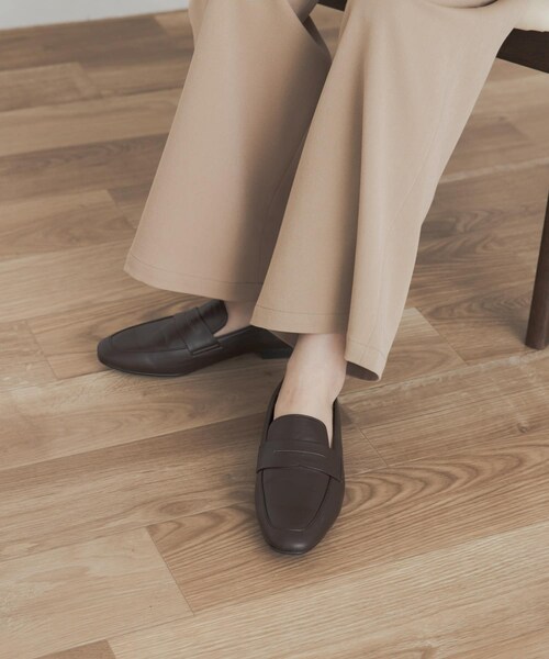URBAN RESEARCH DOORS(アーバンリサーチドアーズ)の「ベーシックローファー(パンプス・レディース・BROWN/BLACK・36/37/38)」の17枚目の写真