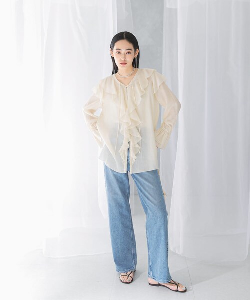 URBAN RESEARCH ROSSO（アーバンリサーチロッソ）の「『WEB/一部店舗限定』ラッフルデザインブラウス（シャツ/ブラウス・レディース・OFF WHITE/BLACK/PINK・FREE）」の10枚目の写真