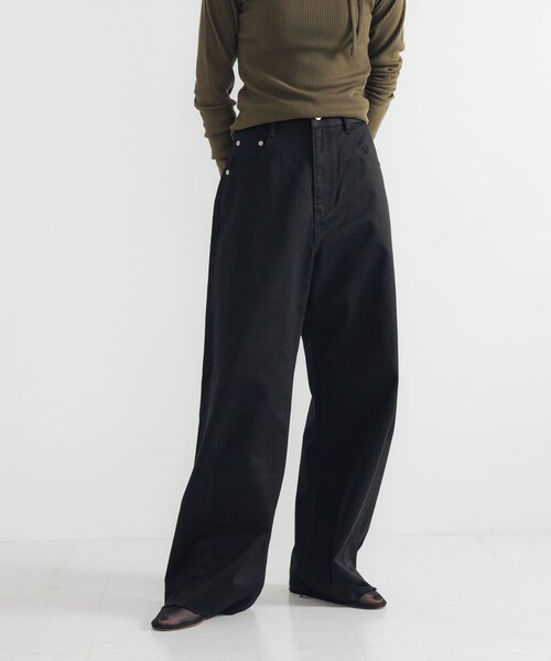 URBAN RESEARCH（アーバンリサーチ）の「コットンサテンカットオフカーブパンツ（その他パンツ・レディース・BEIGE/BLACK・36/38/40）」の10枚目の写真