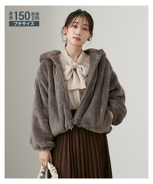 nissen（ニッセン）の「小さいサイズ　フェイクファーパーカー　低身長さん・小柄女性（パーカー・レディース・アイスベージュ/チャコール・P1）」の2枚目の写真