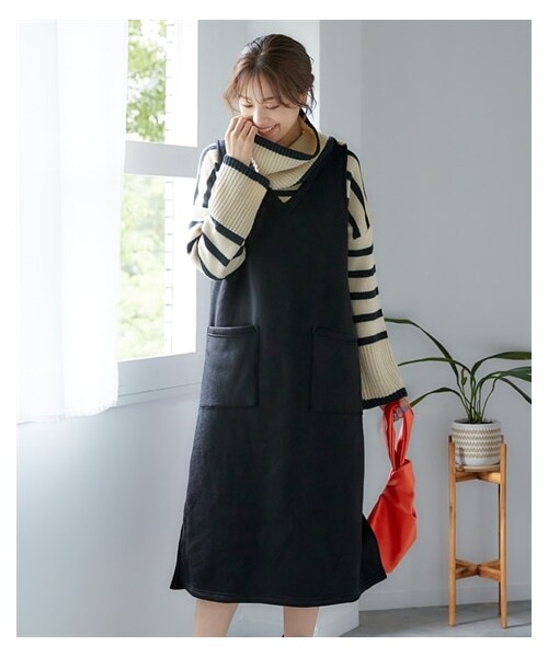 nissen（ニッセン）の「大きいサイズ　裏起毛ジャンパースカート（ワンピース・レディース・黒×ベージュ系/ネイビー×ベージュ系/黒無地/グレー系/ブラウン系・L/LL/3L/4L/5L/6L/8L/10L）」の16枚目の写真