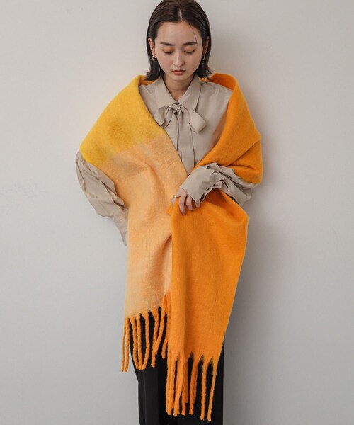 SENSE OF PLACE by URBAN RESEARCH（センスオブプレイスバイアーバンリサーチ）の「『一部WEB限定カラー』パネルボーダーストール（マフラー・レディース・RED/GREEN/YELLOW/ORANGE・one）」の22枚目の写真