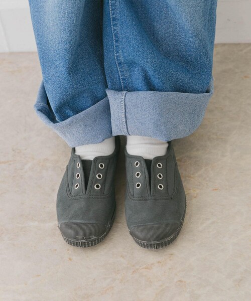 URBAN RESEARCH DOORS（アーバンリサーチドアーズ）の「Cienta　キャンバスシューズ(KIDS)（シューズ小物/雑貨・キッズ・NEGRO/BEIGE/ANTRACITA・17/18/19/20）」の14枚目の写真