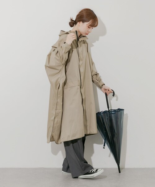 SMELLY（スメリー）の「w.p.c　ユニセックス ウォーターリペレントポンチョ（レインコート/ポンチョ・レディース・BLK/BEG・one）」の3枚目の写真